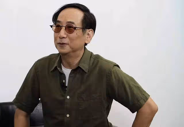 香港知名老戲骨四處走穴賺錢,TVB工資低無法養家,至今無房無車