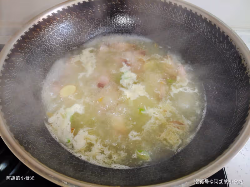 天冷最喜歡這道一鍋出,比大魚大肉搶手!食材豐富多樣、有湯有菜熱乎乎,鮮美好吃又好做