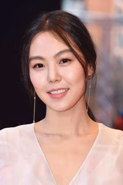 金敏喜當小三懷孕,情夫是64歲已婚導演!她曾為藝術獻身