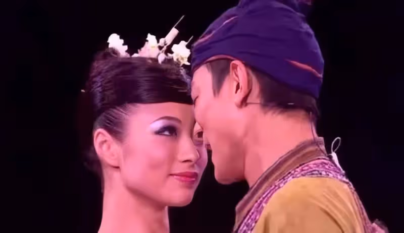 為劉德華伴舞25年，41歲仍不嫁的賴文慧，如今後悔了嗎？
