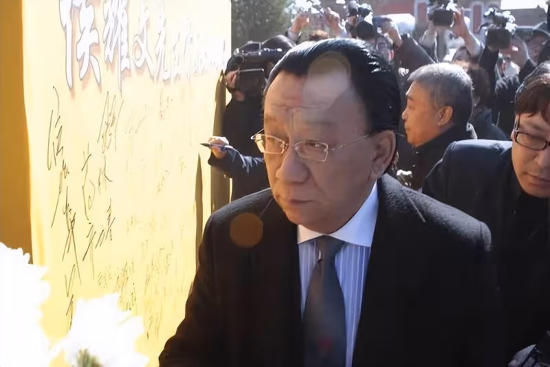 相聲圈又有新料,侯耀華被逐出師門,牛群大師哥地位被恢復