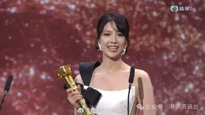 萬千星輝2024|陳曉華四度提名終奪女飛躍 由被嘲大舌頭躍成劇後