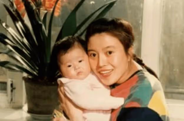 墮胎4次,婚內出.軌,兩次婚姻失敗,被小11歲孫紅雷甩,65歲丁嘉麗的覺醒讓人不忍直視