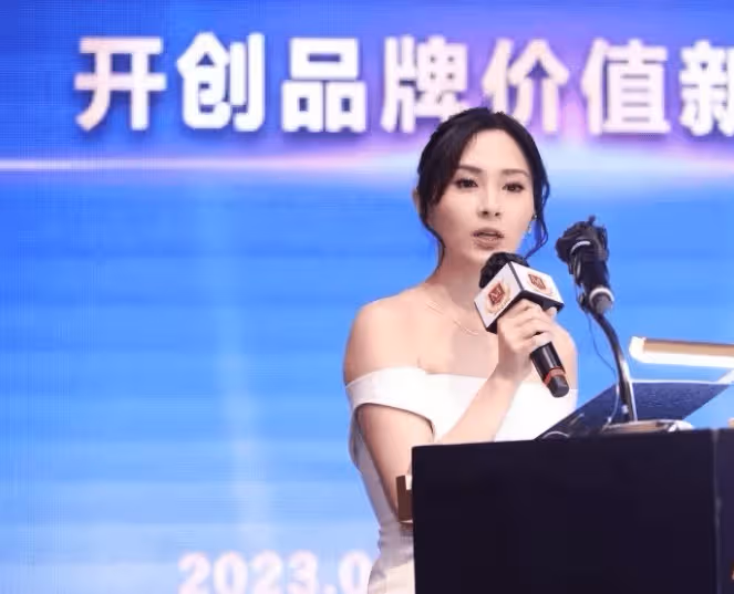TVB力捧花旦父親驚傳離世,曾因參選港姐被質疑後台強大,憑努力扭轉觀眾印象