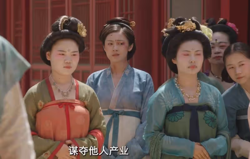 《國色芳華》：反殺！何惟芳拿回鋪子，王擎跪地致歉，縣主要遭殃了