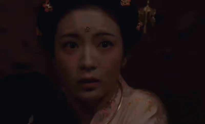 《國色芳華》：反殺！何惟芳拿回鋪子，王擎跪地致歉，縣主要遭殃了