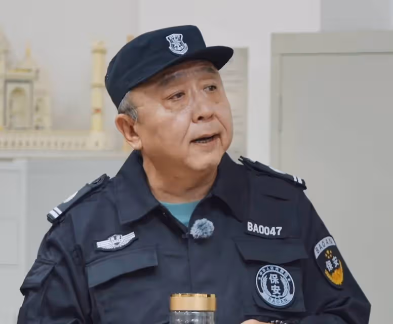 《德雲斗笑社3》開播,郭德綱宣布:郭麒麟是德雲社的唯一繼承人