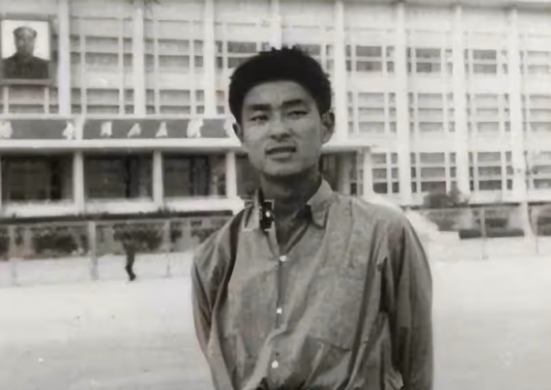 濮存昕:家人相繼去世,如今71歲不敢老去,還要照顧年邁的老母親