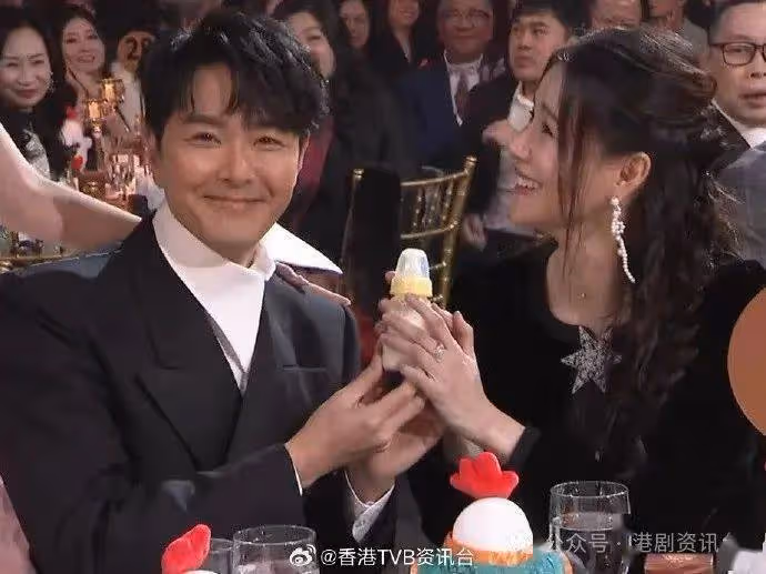 蕭正楠黃翠如失落男女配角!全晚最驚太忙餓到寶寶