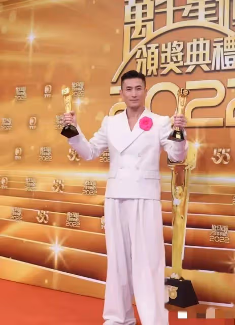 陳山聰被傳婚變?拍視頻力破傳聞,軟飯男蛻變視帝,如今幸福美滿