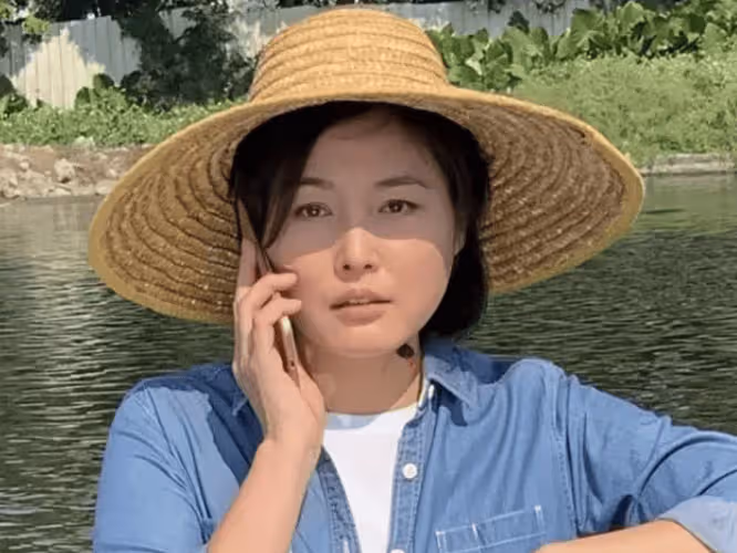 她曾是選美冠軍,演《父母愛情》翻紅,嫁大5歲香港丈夫,54歲張延如今怎麼樣了?