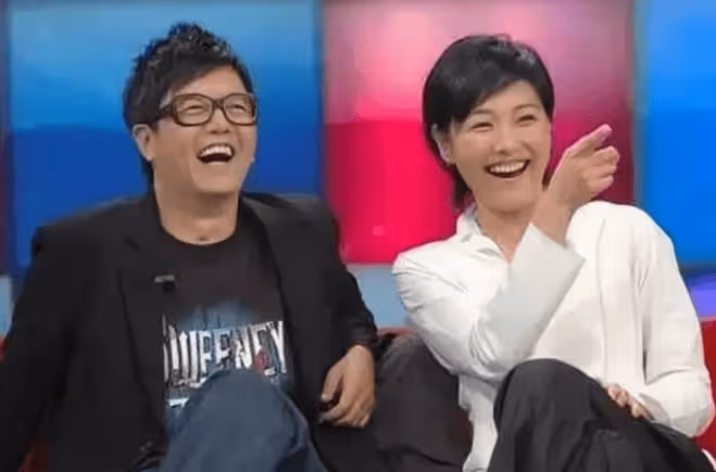 她曾是選美冠軍,演《父母愛情》翻紅,嫁大5歲香港丈夫,54歲張延如今怎麼樣了?