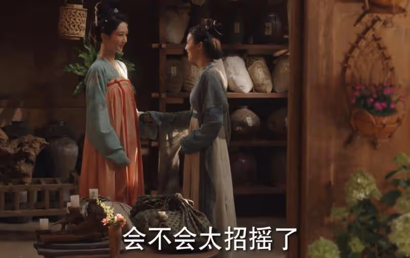 《國色芳華》:看了五娘的原生家庭,才懂何惟芳的「托舉」有多傻