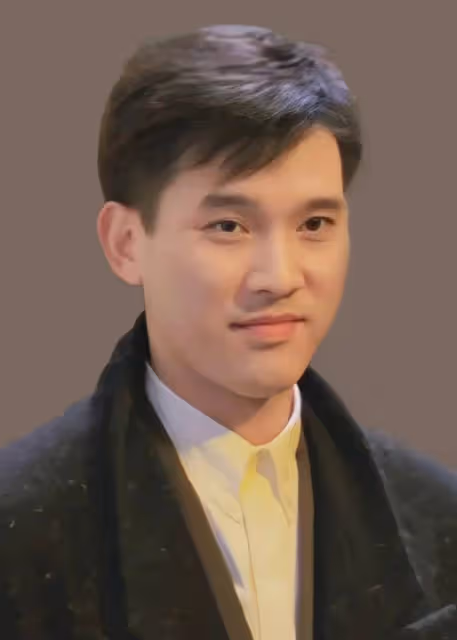 他是劉德華唯一絕交的朋友，兩人曾被傳言為斷背，今成光頭大叔