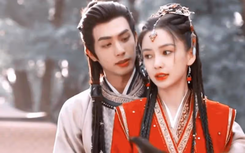 《相思令》灌水雷人被罵慘!楊穎噘嘴瞪眼一說話臉就崩