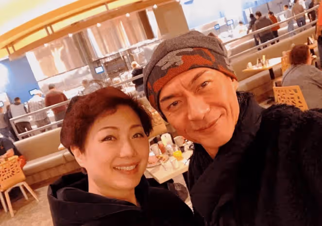 麥潔文江華姐弟戀相差8年,爆料老公有一個癖好,一件事力證不是廢柴