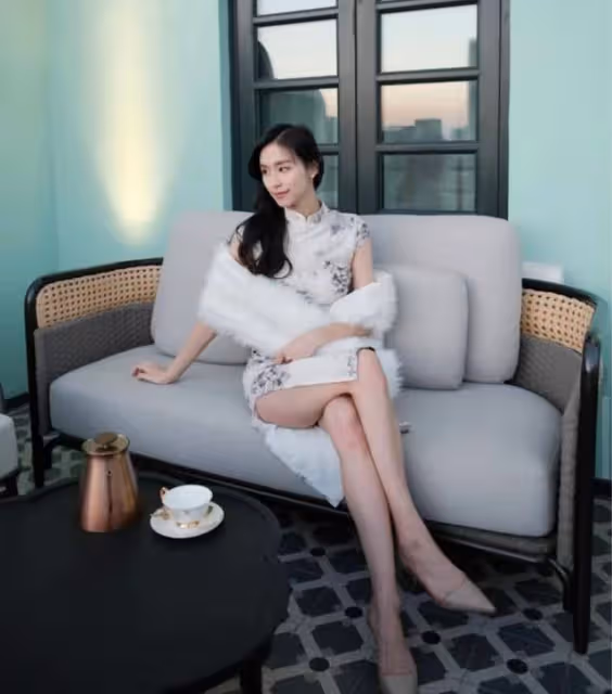 好美!前TVB長腿女神曬孕期旗袍照,三年抱兩曾無預警宣布結婚