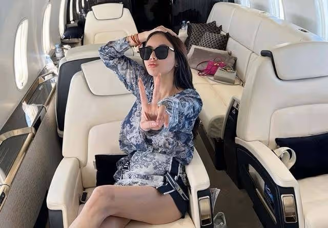 恭喜!賭王兒子前女友未婚生子,當單親媽媽養倆娃無經濟壓力