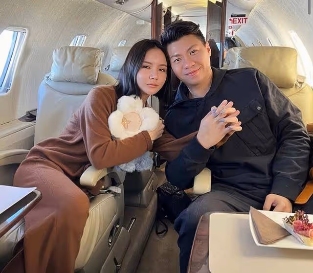 恭喜!賭王兒子前女友未婚生子,當單親媽媽養倆娃無經濟壓力