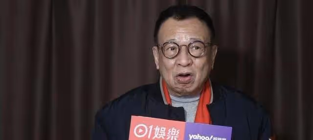 香港知名戲骨頒獎禮言辭引不滿,被問TVB談續約換獎,本人揭內幕