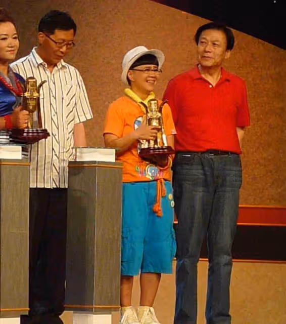 王寧:在我心裡,劉純燕才不是「金龜子」,她是我最感恩的賢妻