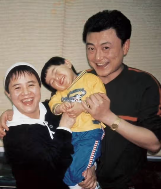 王寧:在我心裡,劉純燕才不是「金龜子」,她是我最感恩的賢妻
