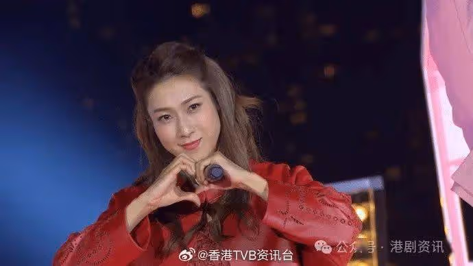 鍾嘉欣周柏豪與觀眾迎春節!HOY TV炮製全新微短劇