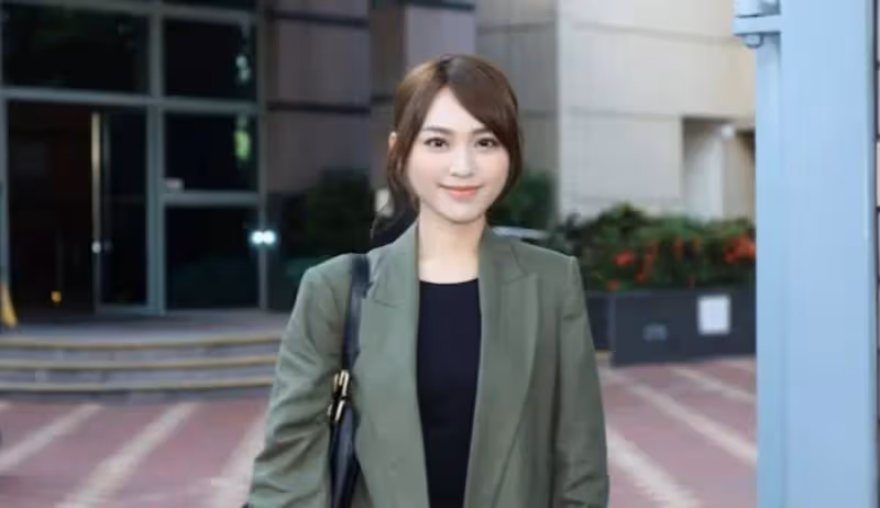 曾陷官司風波、事業停擺!TVB小花林穎彤離巢後大爆發,迎來事業第二春
