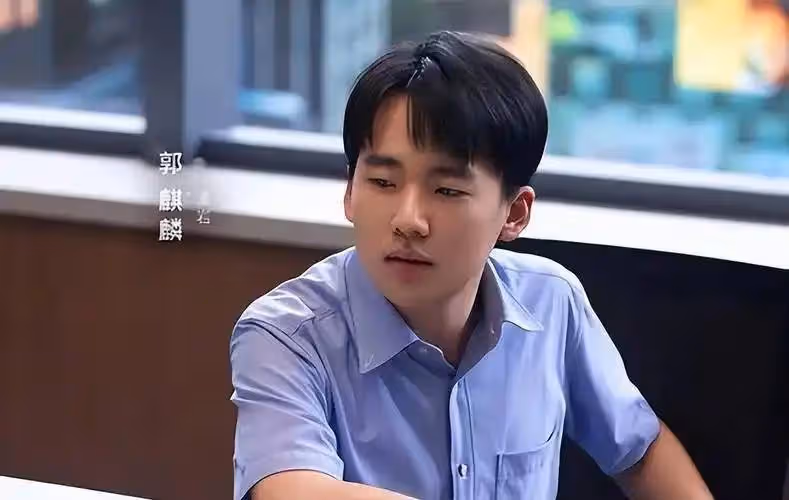 郭德綱官宣郭麒麟為接班人後,才發現王惠看似輸了,實則贏得徹底