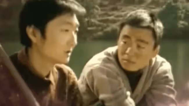 激吻門11年後,吃上「天鵝肉」的最丑影帝王大治,如今怎麼樣了?