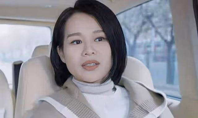 香港知名女星在內地發展,自曝演不到女主角,願意化老妝演配角