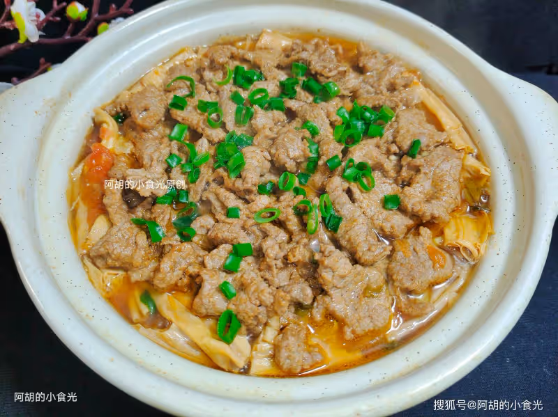 冬天多給孩子吃這一鍋出，上桌搶著吃！熱氣騰騰、香味濃郁營養足，一次就能吃個精光