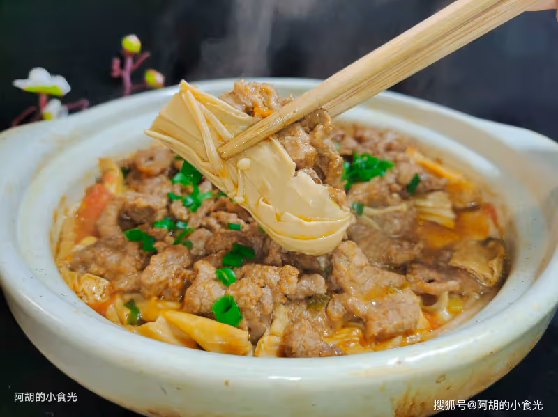 冬天多給孩子吃這一鍋出,上桌搶著吃!熱氣騰騰、香味濃郁營養足,一次就能吃個精光