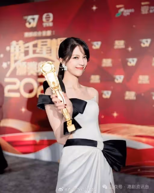 劉佩玥控訴遭上位小花欺凌?開名爆對方身份:她覺得自己很漂亮