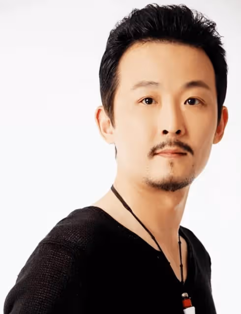 「百變戲骨」一走就是20年,讓妻子獨守16年空房,現如今把寵物狗當孩子養