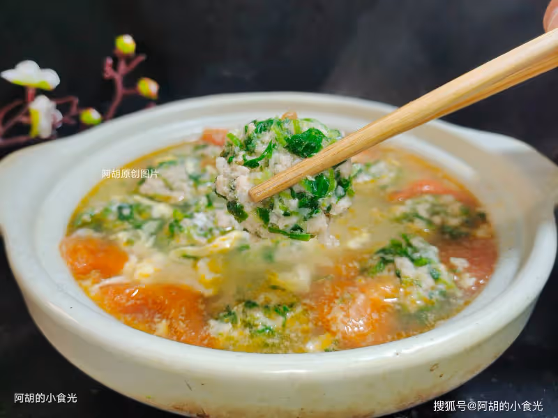 雞湯、骨湯不如喝這湯!天冷「搶鮮」煮一鍋,肉嫩湯鮮、滿口新鮮好味,熱氣騰騰一掃而光