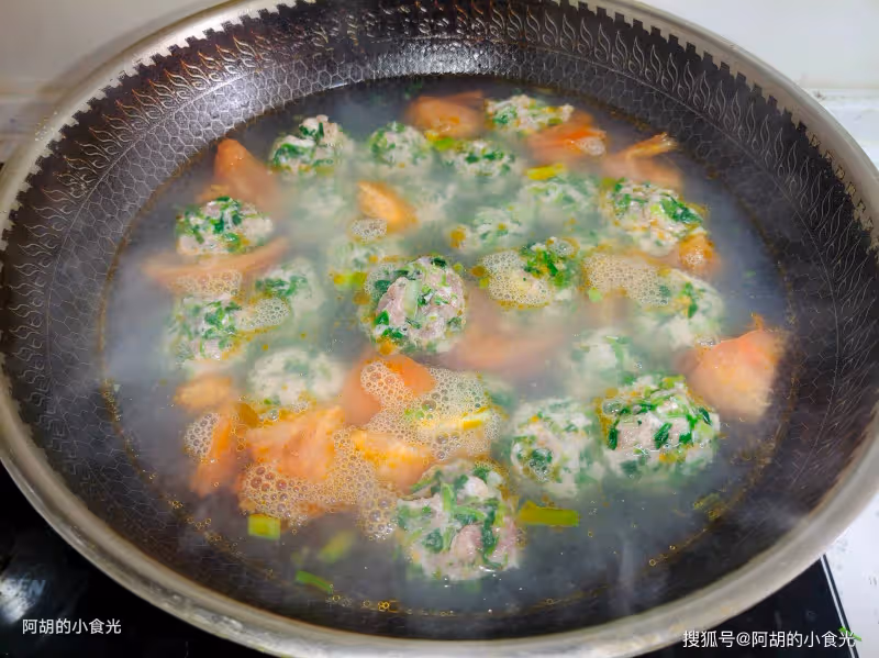 雞湯、骨湯不如喝這湯!天冷「搶鮮」煮一鍋,肉嫩湯鮮、滿口新鮮好味,熱氣騰騰一掃而光