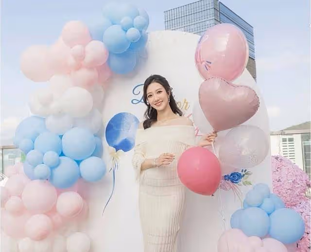 恭喜!TVB知名高顏值女星懷孕半年肥肚不肥人,宣布胎兒是女嬰