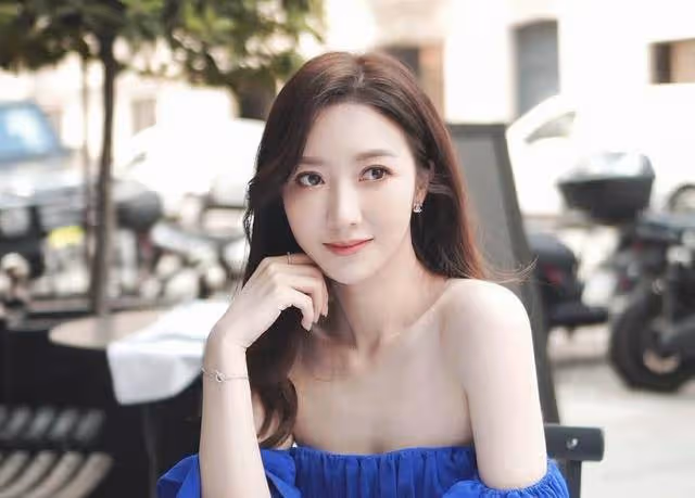 恭喜!TVB知名高顏值女星懷孕半年肥肚不肥人,宣布胎兒是女嬰
