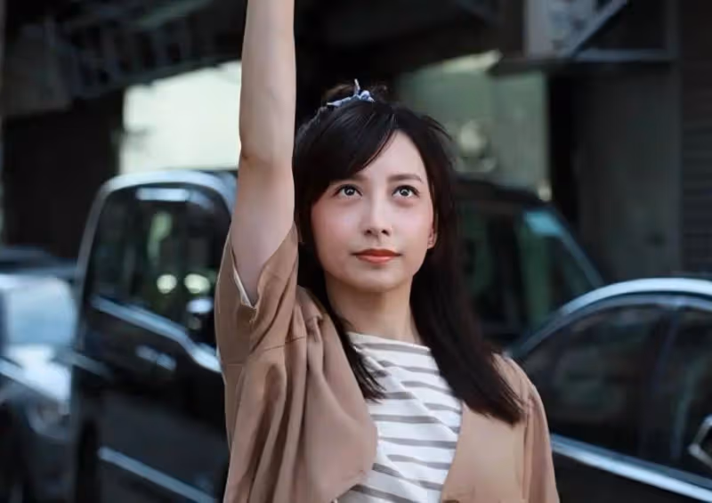 TVB視後龔嘉欣遭《愛回家》暗諷?與朱晨麗姚子羚不和再被扒!