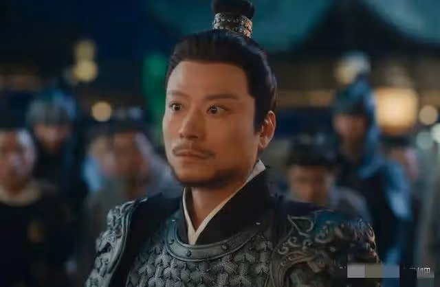 TVB前男星自曝內地拍戲中暑，與迪麗熱巴合作，曾兩度離婚