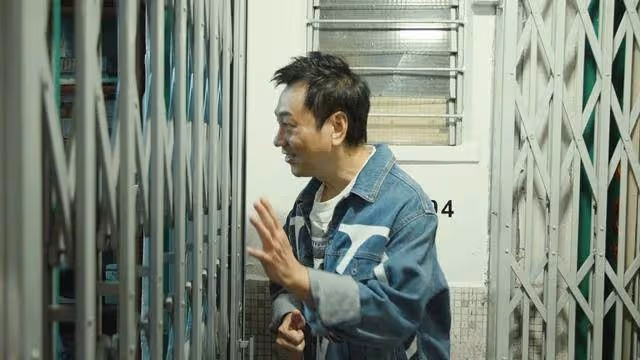黎耀祥被指「窮人臉」?從底層到三屆視帝,他用實力證明自己!