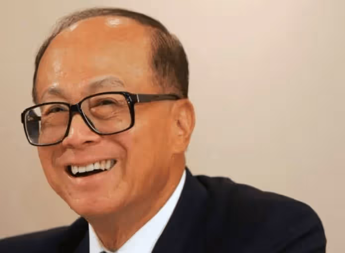 李嘉誠曾經說:只有窮人,才會痴迷技術;只有笨人,才會想著先把事做好!
