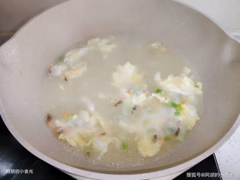 太喜歡這個燉菜了,多種食材一鍋出,熱氣騰騰、新年上桌寓意好,有葷有素全家都愛吃