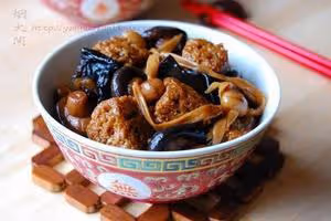 蛇年大吉｜蓑衣黃瓜手撕雞（🧧春節宴客涼菜集錦）