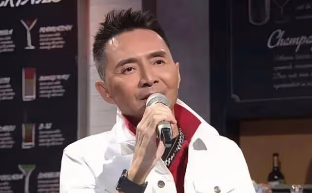 香港知名男星抗癌成功,遭妻子懷疑婚內出軌,經常查手機求安全感