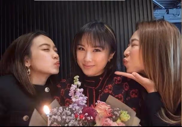 最強旺夫體質?港姐嫁風水師後事業騰飛,生日宴金色主題暗藏玄機
