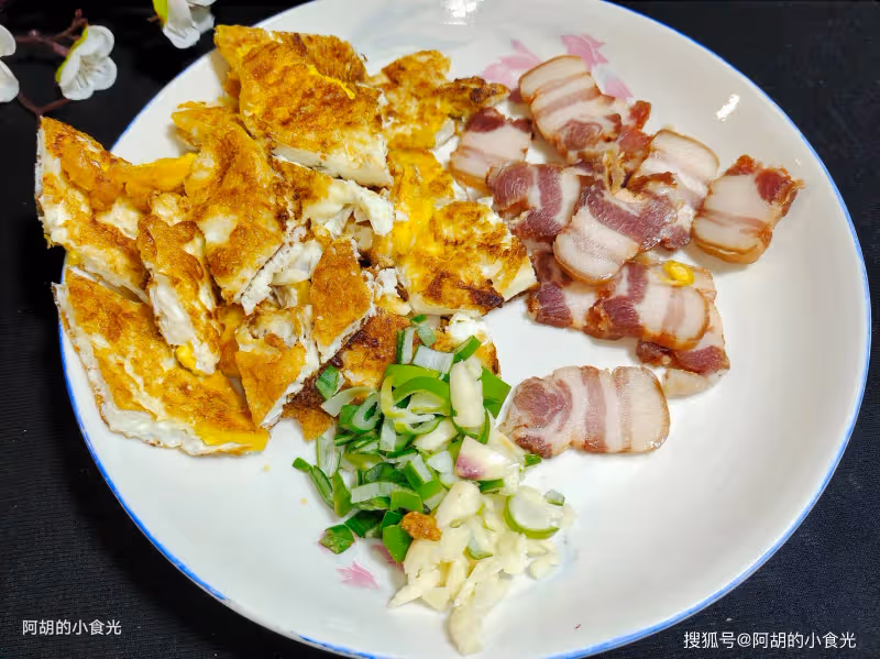天冷太適合吃這燉菜了，新年上桌寓意更好，熱熱乎乎、軟嫩好滋味，便宜實惠簡單好做