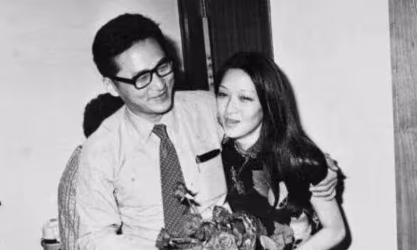 她比林青霞還美,卻被前夫罵了40多年,爆出難啟齒的私密事,李熬前妻胡夢因如今怎樣?