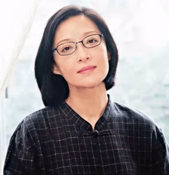 她比林青霞還美,卻被前夫罵了40多年,爆出難啟齒的私密事,李熬前妻胡夢因如今怎樣?